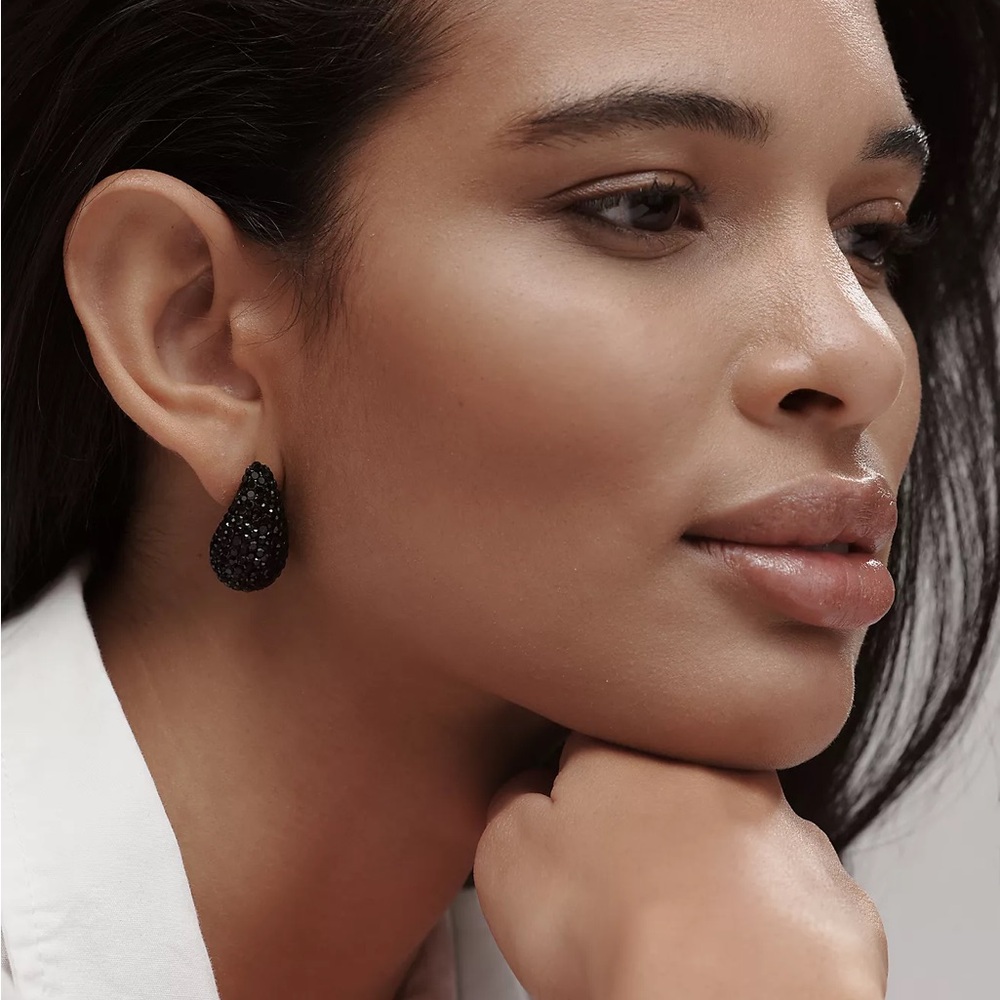 The Petra Drop Earrings: Pavé Edition - Picture 5 of 5